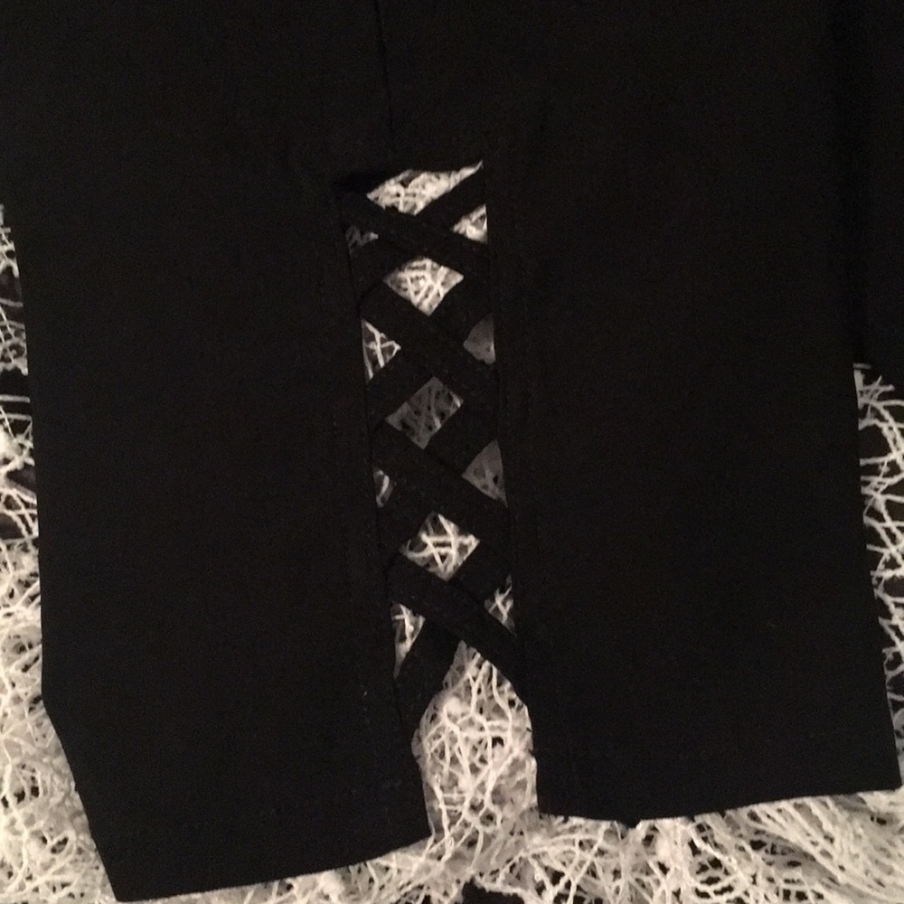 💐Ethyl 10 Clothing Capri Pants 💐 NWT